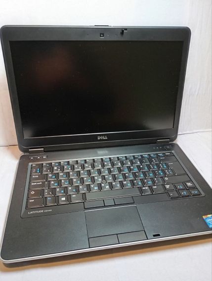 Ноутбук Б-класс Dell Latitude E6440 / 14" (1366x768) TN / Intel Core i5-4300M (2 (4) ядра по 2.6 - 3.3 GHz) / 8 GB DDR3 / 120 GB SSD / Intel HD Graphic 4600 / WebCam / DVD-RW + АКБ не берет заряд б/у | Зображення 2
