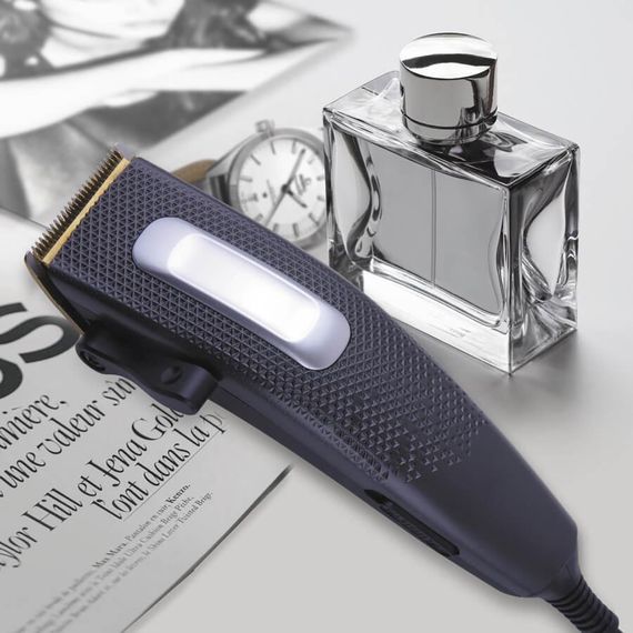 Машинка для стрижки волосся дротова Maestro MR-656Ti, з насадками | Зображення 1