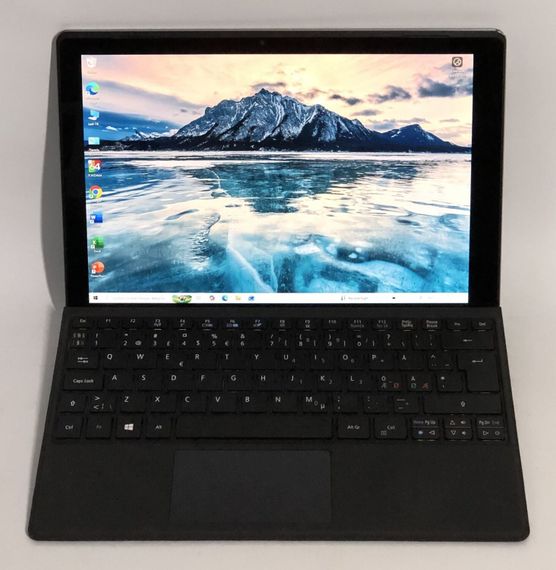Нетбук-трансформер Б-клас Acer Switch Alpha 12 SA5-271P / 12" (2160x1440) IPS Touch / Intel Core i5-6200U (2 (4) ядра по 2.3 - 2.8 GHz) / 8 GB DDR3 / 256 GB SSD / Intel HD Graphics 520 / WebCam / Win 10 Pro б/в | Зображення 1