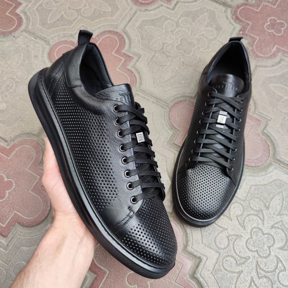 Чорні кеди з перфорацією 46 розмір. Чоловічі кеди великого розміру