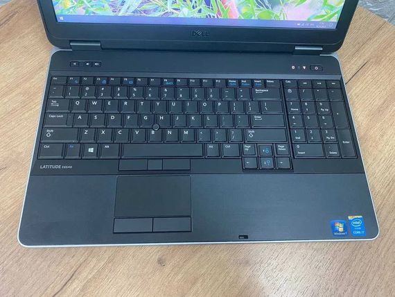 Ноутбук Dell Latitude 6540 15,6" HD i5 4200M 8Gb HDD 320Gb Б/В | Зображення 1