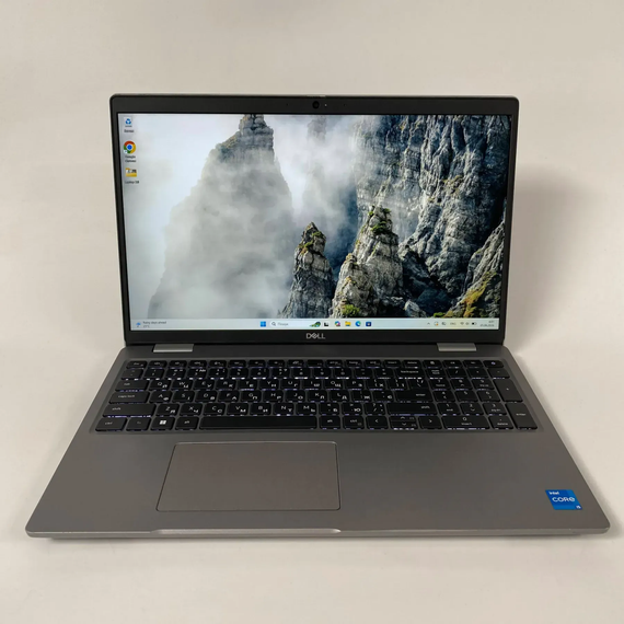 Ноутбук Dell Latitude 5531 / 15.6" (1920x1080) IPS / Intel Core i5-12500H (12 (16) ядер по 3.3 - 4.5 GHz) / 16 GB DDR5 / 256 GB SSD / Intel Iris Xe Graphics eligible / WebCam / HDMI б/в + Подарунок Бездротова миша / USB | Зображення 1