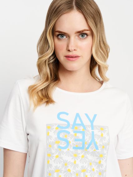 Футболка жіноча біла з ромашками та написом "Say Yes", 3XL | Зображення 2