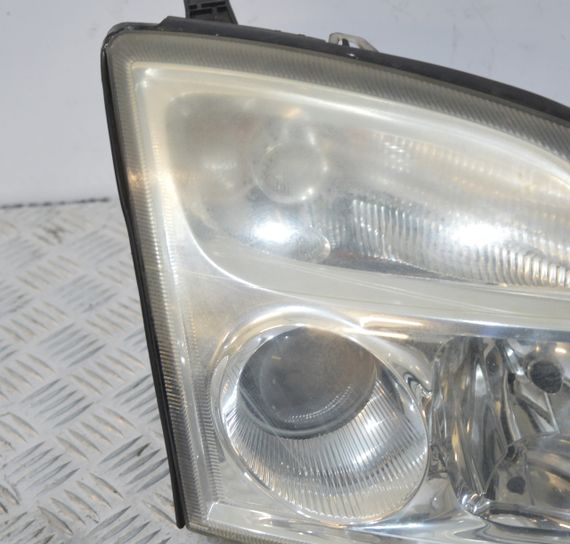 Фара права Opel Vectra C 2002-2005 дорестайл Фара передня права Опель Вектра Ц 15588800 | Зображення 1