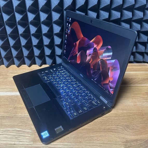 Ноутбук Б-класс Dell Latitude E5470 / 14" (1920x1080) IPS / Intel Core i5-6300U (2 (4) ядра по 2.4 - 3.0 GHz) / 8 GB DDR4 / 128 GB SSD / Intel HD Graphics 520 / WebCam б/у | Зображення 5