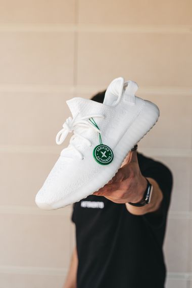 Кросовки Yeezy Boost 350 v2 0320