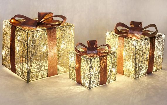 Набір декоративних подарунків - 3 коробки 15х20см, 20х25см, 25х30см з LED-підсвіткою, шампань з рожевим | Зображення 1