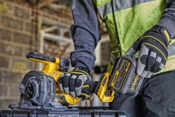 Штроборіз акумуляторний DeWalt без АКБ та ЗП DCG200NT | Зображення 3