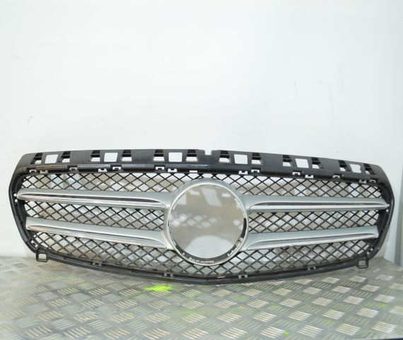 Решітка радіатора Mercedes A-Class W176 2012-2018 Решітка переднього бампера Мерседес в176 A1768880260