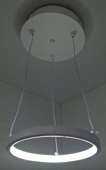 Люстра светодиодная подвесная LED светильник для квартиры на потолок лэд 25530 Белый 13-100х20х20 см.