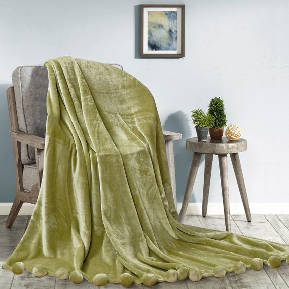 Плед хутряний з помпонами Зелений Love You 200 x 220 см