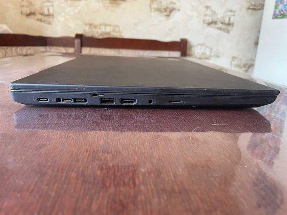 Ультрабук Б-класс Lenovo ThinkPad T590 / 15.6" (1920x1080) IPS / Intel Core i7-8550U (4 (8) ядра по 1.8 - 4.0 GHz) / 16 GB DDR4 / 256 GB SSD / Intel UHD Graphics 620 / WebCam б/у | Зображення 4