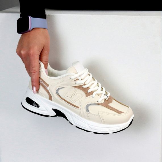 Повседневные модельные бежевые зимние кроссовки доступная цена