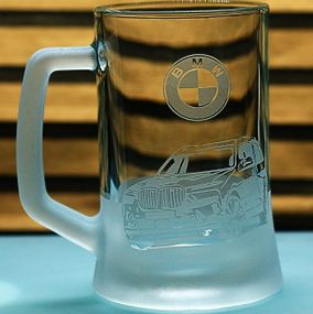 Пивний келих 670 мл з гравіюванням БМВ BMW Х7  подарунок для автолюбителя  кухоль для пива з логотипом авто