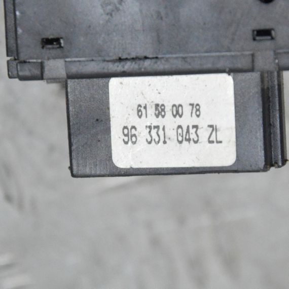 Перемикач двірників правий Peugeot 306 1998-2012 Підрульовий перемикач правий Пежо 206 96331043ZL | Зображення 4