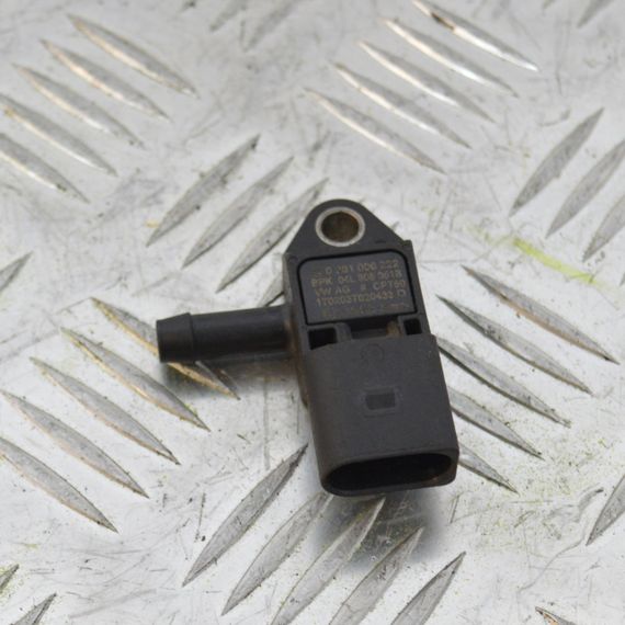 Датчик тиску у впускному колекторі 2.0 TDI Skoda Octavia III 2012-2020 Датчик тиску наддуву Шкода Октавія 3 04L906051B