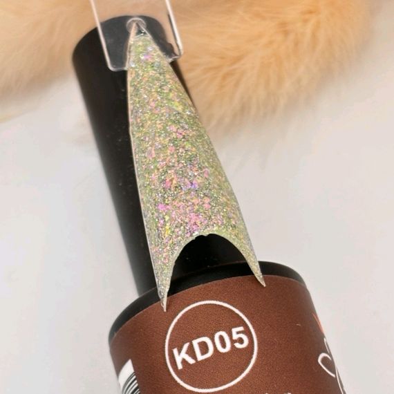 Світловідбивний гель-лак Bee Nails Disco Glitter KD05 8мл | Зображення 1