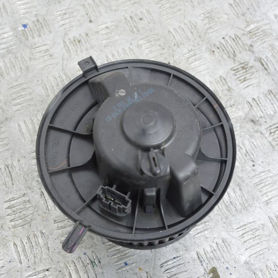 Вентилятор печки салона Audi A3 Q3 2003-2018 Моторчик отопителя Ауди а3 ку3 1K1819015 | Зображення 2