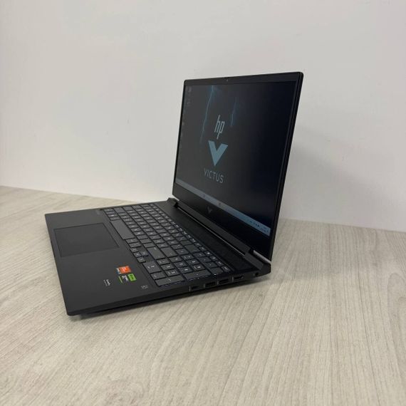Ігровий ноутбук HP Victus 16-s0076nr / 16,1" (1920x1080) IPS / AMD Ryzen 7 7840HS (8 (16) ядра по 3,8 - 5,1 ГГц) / 16 ГБ DDR5 / 512 ГБ SSD / nVidia GeForce RTX 4060, 8 ГБ GDDR6, 128-біт / WebCam б/в | Зображення 5