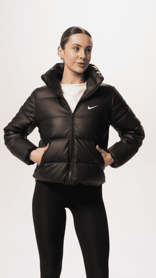 Куртка жiноча легка "Nike" чорна шкіра (1676394968) | Зображення 1