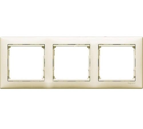 Valena Classic Legrand рамка 3 поста слоновая кость (774353)