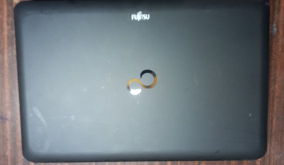 Ноутбук Fujitsu LifeBook A512 / 15.6" TN / Intel Core i5-3230M (2(4) ядра по 2.6-3.2 GHz) / 8 GB DDR3 / 300GB HDD / HD Graphics 4000 / WebCam б/у | Зображення 5