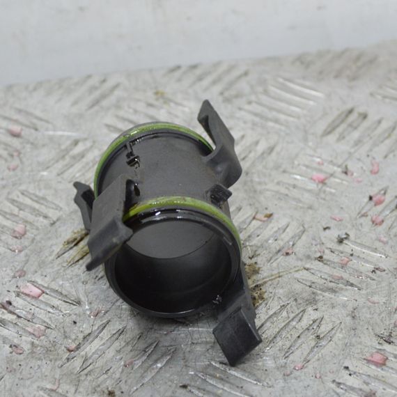 Фланець турбіни 1.0 TSI Audi A1 Патрубок повітря від турбіни до радіатора Ауді а1 04E145875G | Зображення 1