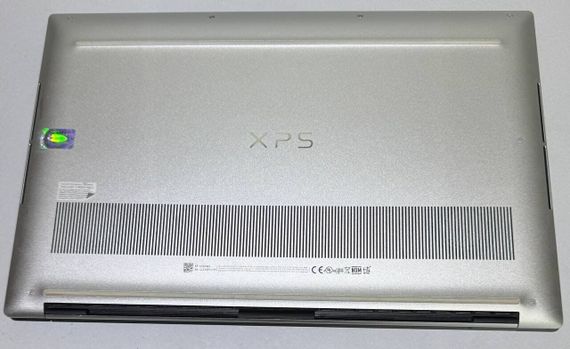 Игровой ноутбук Dell XPS 15 9500 / 15.6" (1920x1200) IPS / Intel Core i7-10875H (8 (16) ядер по 2.3 - 5.1 GHz) / 16 GB DDR4 / 512 GB SSD / nVidia GeForce GTX 1650 Ti, 4 GB GDDR6, 128-bit / WebCam б/у | Зображення 3