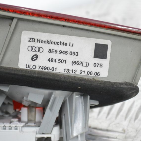 Ліхтар задній лівий внутрішній Audi A4 B7 2004-2007 універсал стоп кришки багажника Ауді а4 8E9945093 | Зображення 2