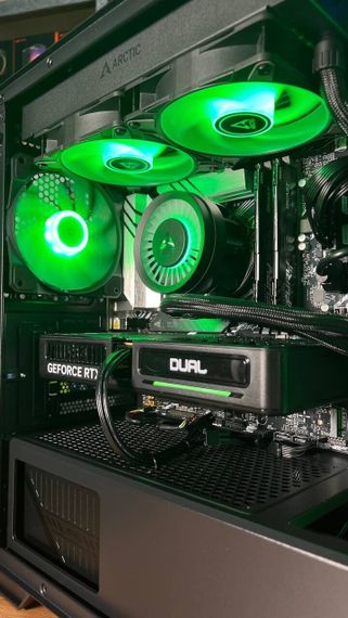 Збірка під замовлення: комп'ютер MSI MAG Forge M100R Black Tower / Intel Core i5-12400F (6 (12) ядер по 2.5 - 4.4 GHz) / 32 GB DDR5 / 1000 GB SSD M.2 / nVidia GeForce RTX 5060, 8 GB GDDR7, 128-bit / 650W | Зображення 3
