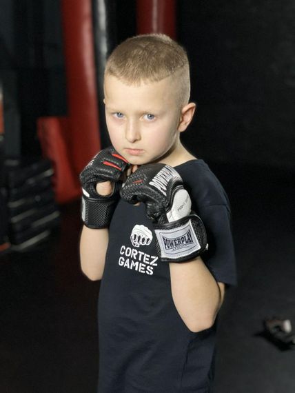 Рукавиці для MMA PowerPlay 3075 Чорні-Білі M | Зображення 8