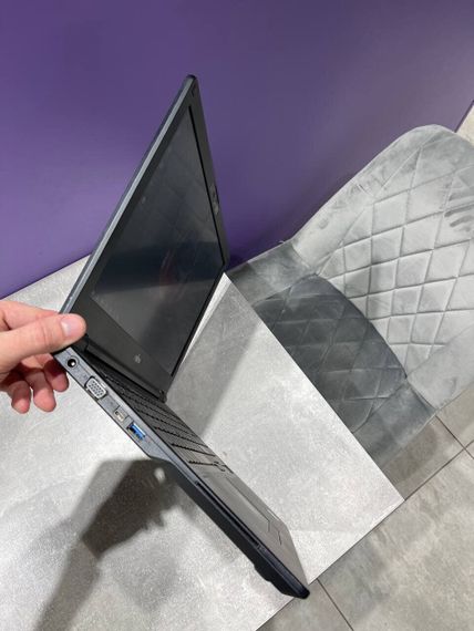 Ноутбук Fujitsu LifeBook E5510 / 15.6" (1920x1080) IPS / Intel Core i3-10110U (2 (4) ядра по 2.1 - 4.1 GHz) / 16 GB DDR4 / 256 GB SSD / Intel UHD Graphics / WebCam б/в | Зображення 2