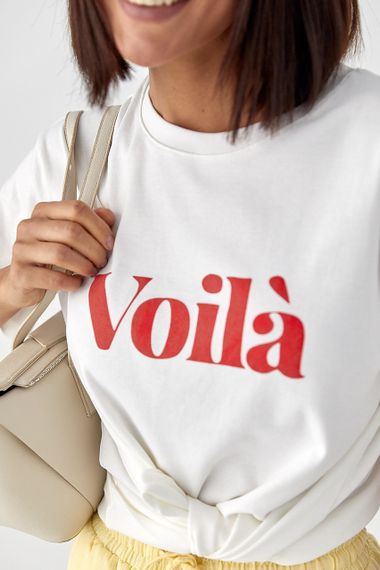 Однотонна футболка з написом Voila - молочний цвет, M (є розміри) | Зображення 3