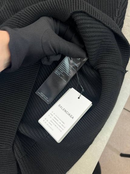 Светр Balenciaga чорний sg290 | Зображення 4