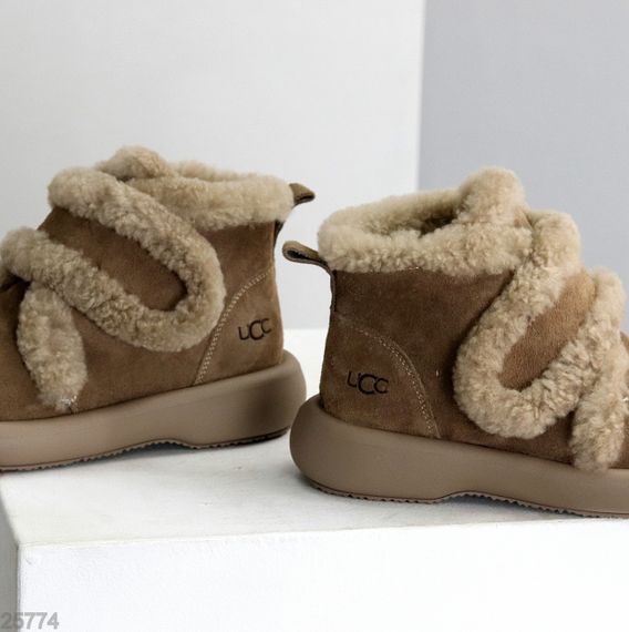 Зручні теплі замшеві зимові бежеві черевики на липучці | Зображення 8