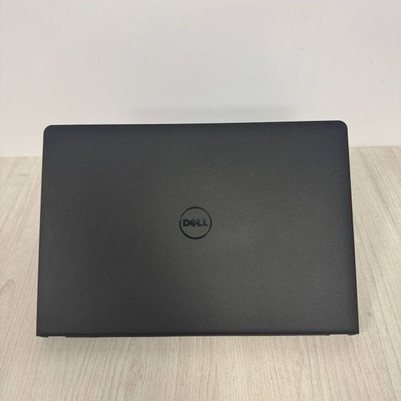 Ноутбук Dell Inspiron 3567 / 15.6" (1366x768) TN / Intel Core i5-7200U (2 (4) ядра по 2.5 - 3.1 GHz) / 8 GB DDR4 / 256 GB SSD / Intel HD Graphics 620 / WebCam б/в | Зображення 7
