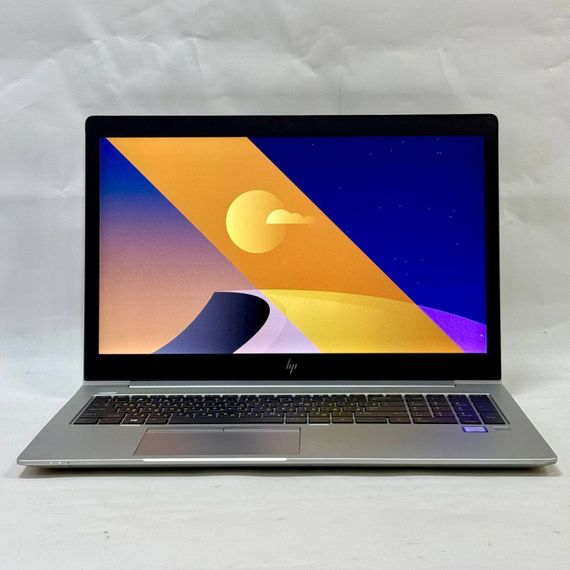 Ультрабук Б-класс HP EliteBook 850 G5 / 15.6" (1920x1080) IPS / Intel Core i7-8550U (4 (8) ядра по 1.8 - 4.0 GHz) / 16 GB DDR4 / 256 GB SSD / Intel UHD Graphics 620 / WebCam / Windows 11 Pro б/у | Зображення 1