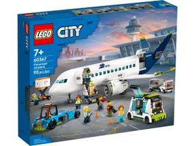 Конструктор LEGO City Пассажирский самолет 60367