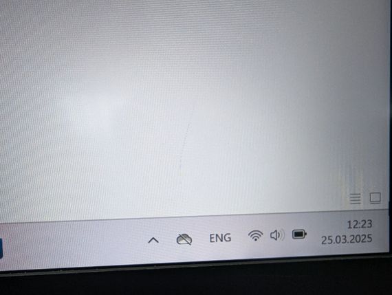 Ультрабук Б-класс Dell Latitude 5411 / 14" (1920x1080) IPS / Intel Core i7-10850H (6 (12) ядер по 2.7 - 5.1 GHz) / 16 GB DDR4 / 512 GB SSD / Intel UHD Graphics / WebCam / Windows 10 б/у | Зображення 2