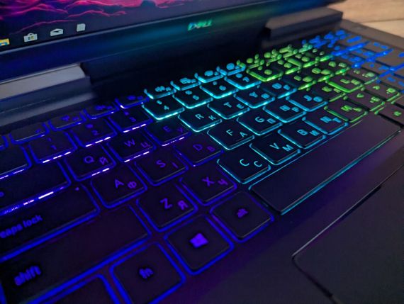 Игровой ноутбук Б-класс Dell G7 7500 / 15.6" (1920x1080) IPS / Intel Core i7-10750H (6 (12) ядер по 2.6 - 5.0 GHz) / 16 GB DDR4 / 1000 GB SSD / nVidia GeForce RTX 2060, 6 GB GDDR6, 192-bit / WebCam / Windows 10 б/у + Подарок Беспроводная мышь / USB | Зображення 6