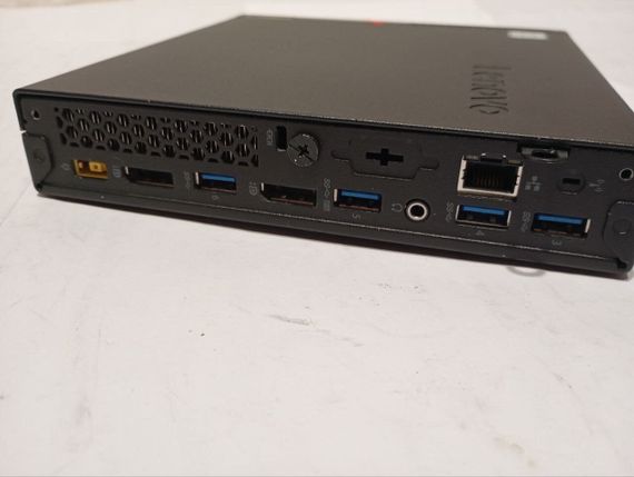 Неттоп Б-клас Lenovo ThinkCentre M700 Tiny USFF / Intel Core i3-6100T (2 (4) ядра по 3.2 GHz) / 4 GB DDR4 / 128 GB SSD M.2 / Intel HD Graphics 530 / Блок живлення в комплекті б/в | Зображення 3