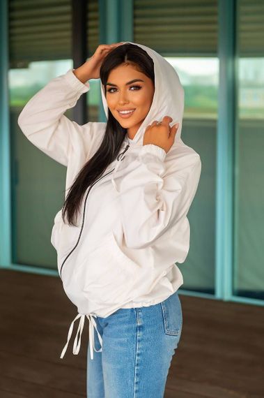 Женская свободная ветровка оверсайз с капюшоном FC1829 размер 50/54, цвет белый | Зображення 1