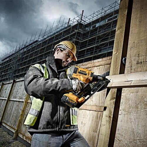 Пистолет гвоздезабивной аккумуляторный бесщёточный DeWALT DCN692N | Зображення 4