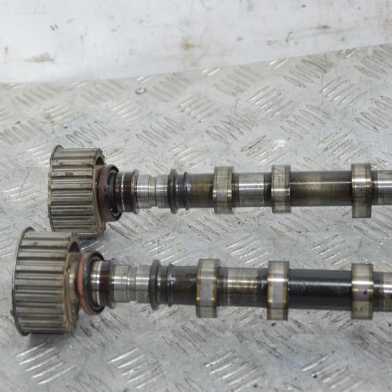 Розподільчий вал 2.2 / 2.5 DCI Renault Espace IV 2002-2006 Розподільчий вал Рено Еспейс 4 | Зображення 1