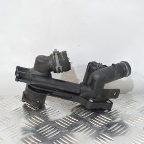 Корпус термостата 1.2 TSI Volkswagen Golf Jetta Polo Touran 2008-2022 Термостат Фольксваген Гольф 03F121111A