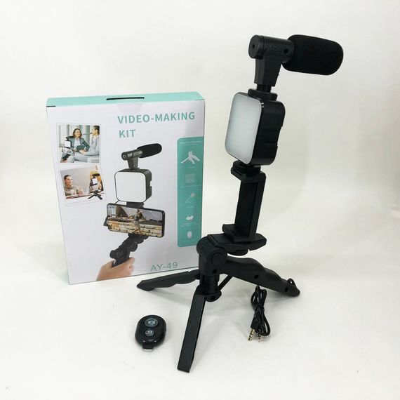 Набор блогера 4в1, тренога для телефона с микрофоном и вспышкой Штатив трипод для селфи и видео | Зображення 1