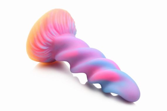 Фентезійний фалоімітатор Creature Cocks Glow-in-the-Dark Unicorn Dildo, світиться в темряві, 20,6 см | Зображення 1
