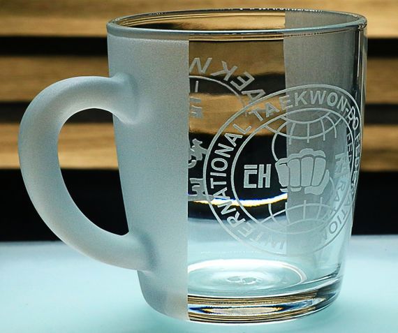 Чашка для чаю 350мл Теквандо ITF с гравировкой стеклянная кружка подарок для спортсмена тренера | Зображення 1