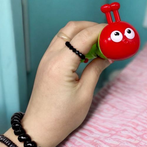 Игрушка заводная "Гусеница" (15 см) салатовая | Зображення 1
