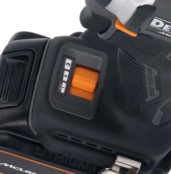 Набір з двох акумуляторних інструментів DeWALT McLaren F1 TEAM LIMITED EDITION DCK200MP2T | Зображення 9